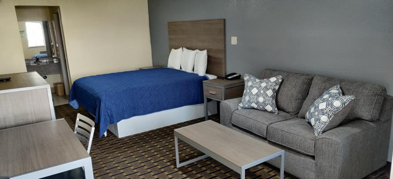 Ameristay Inn & Suites Orange Esterno foto