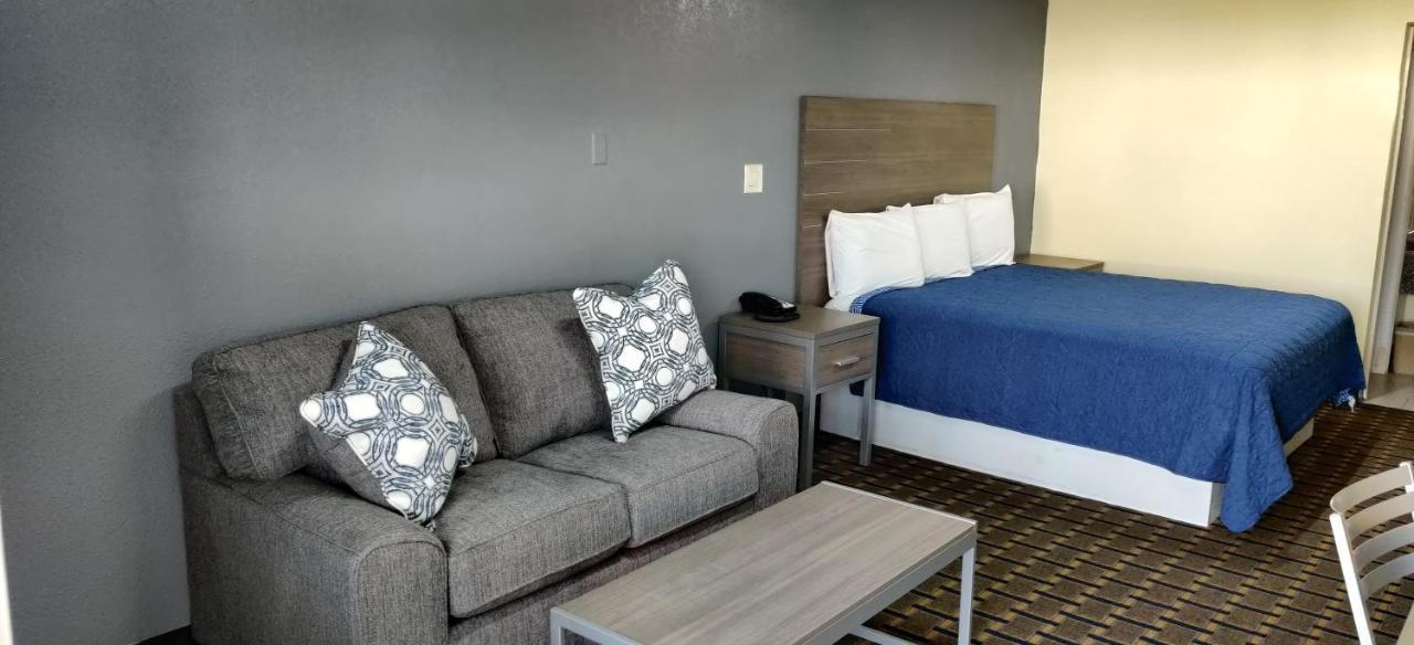 Ameristay Inn & Suites Orange Esterno foto